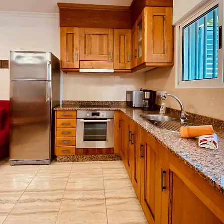 Appartement Click&guest - Comfortable Flat 2 Close To The